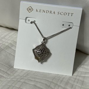 Kendra Scott long pendant necklace
